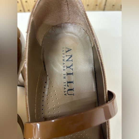 Anyi Lu Brown and Black Patent Flats with Gold Trim - Picture 9 of 9